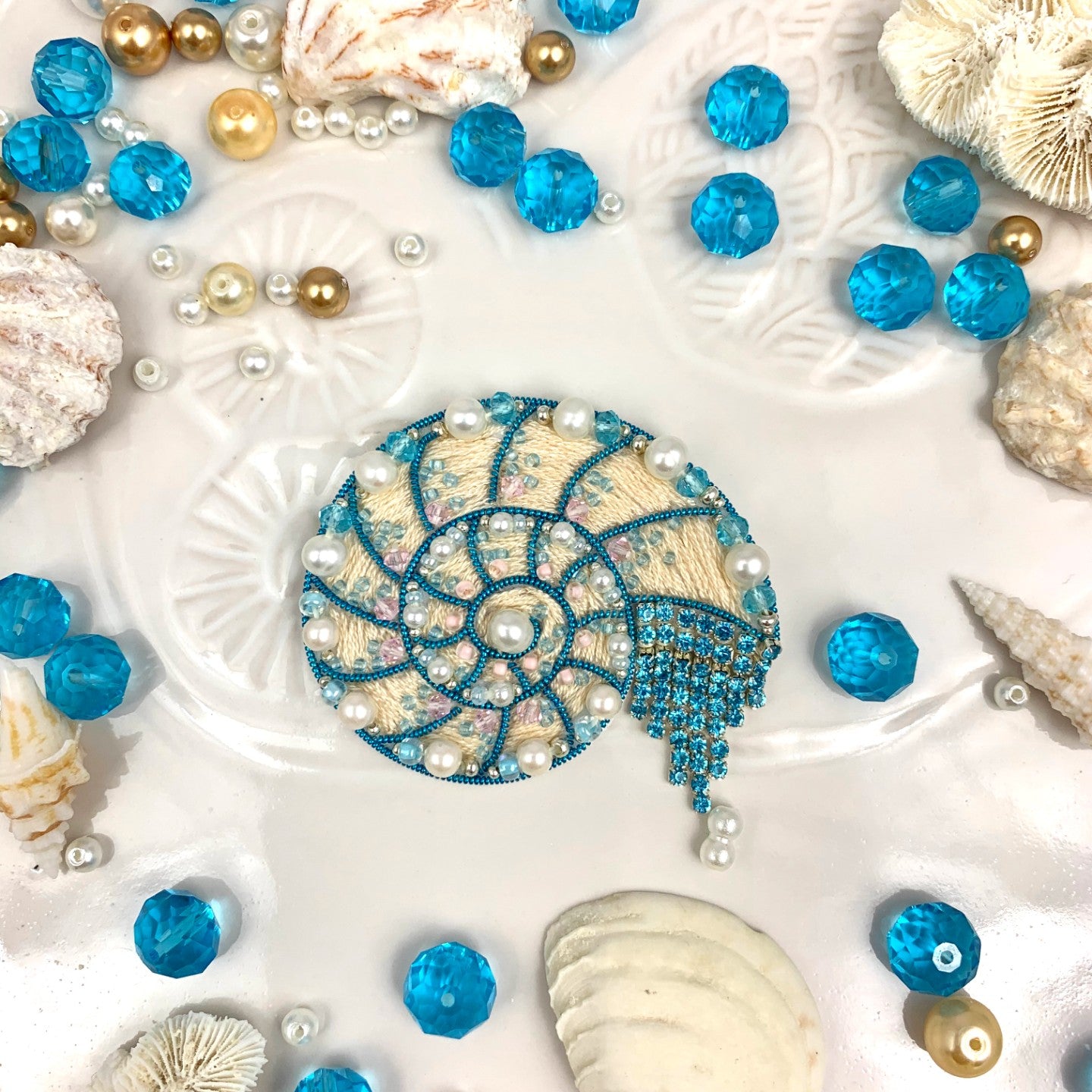 "Nautilus" - Magnetic Embroidered Pin