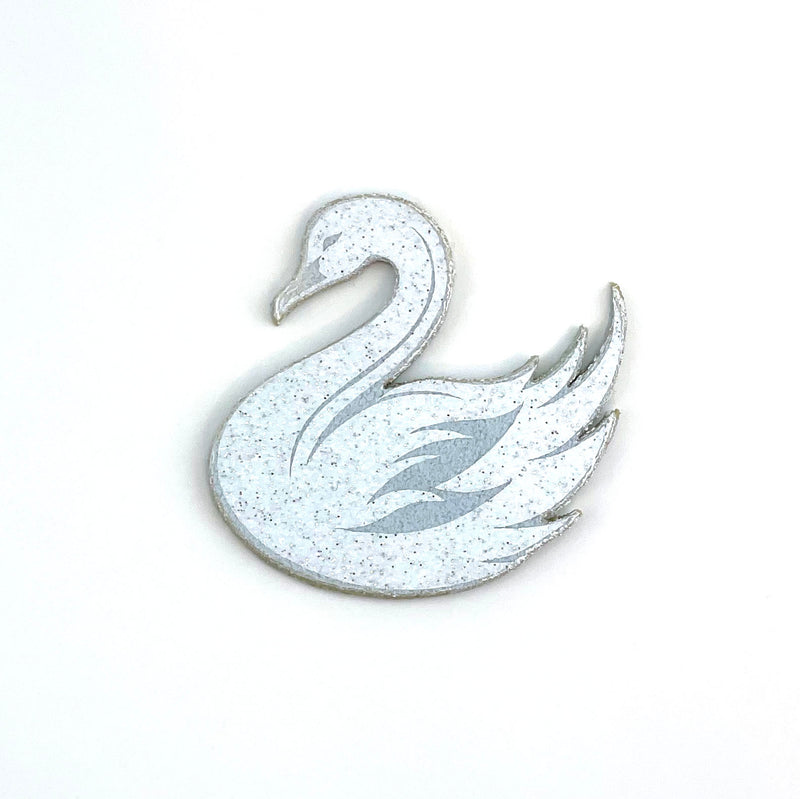 "Swan" - Magnetic pin