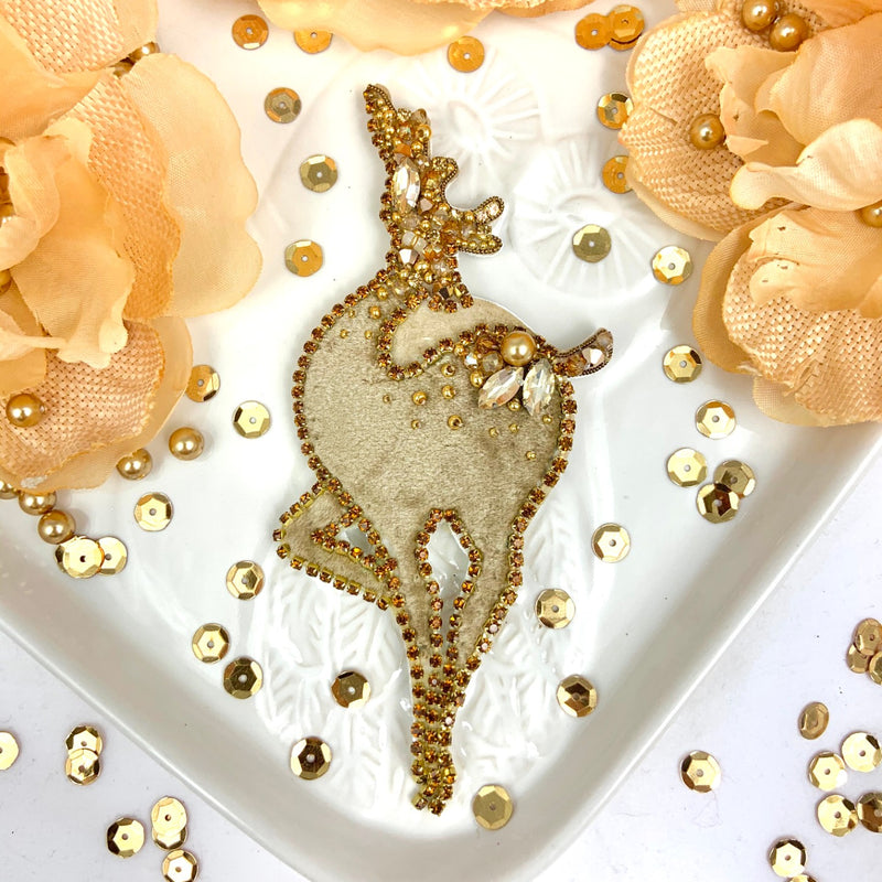 Deer (Gold) - Magnetic Pin